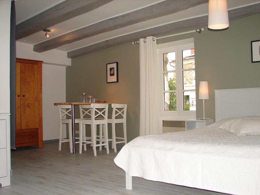 Relais De La Riniere Bed & Breakfast Le Landreau Oda fotoğraf